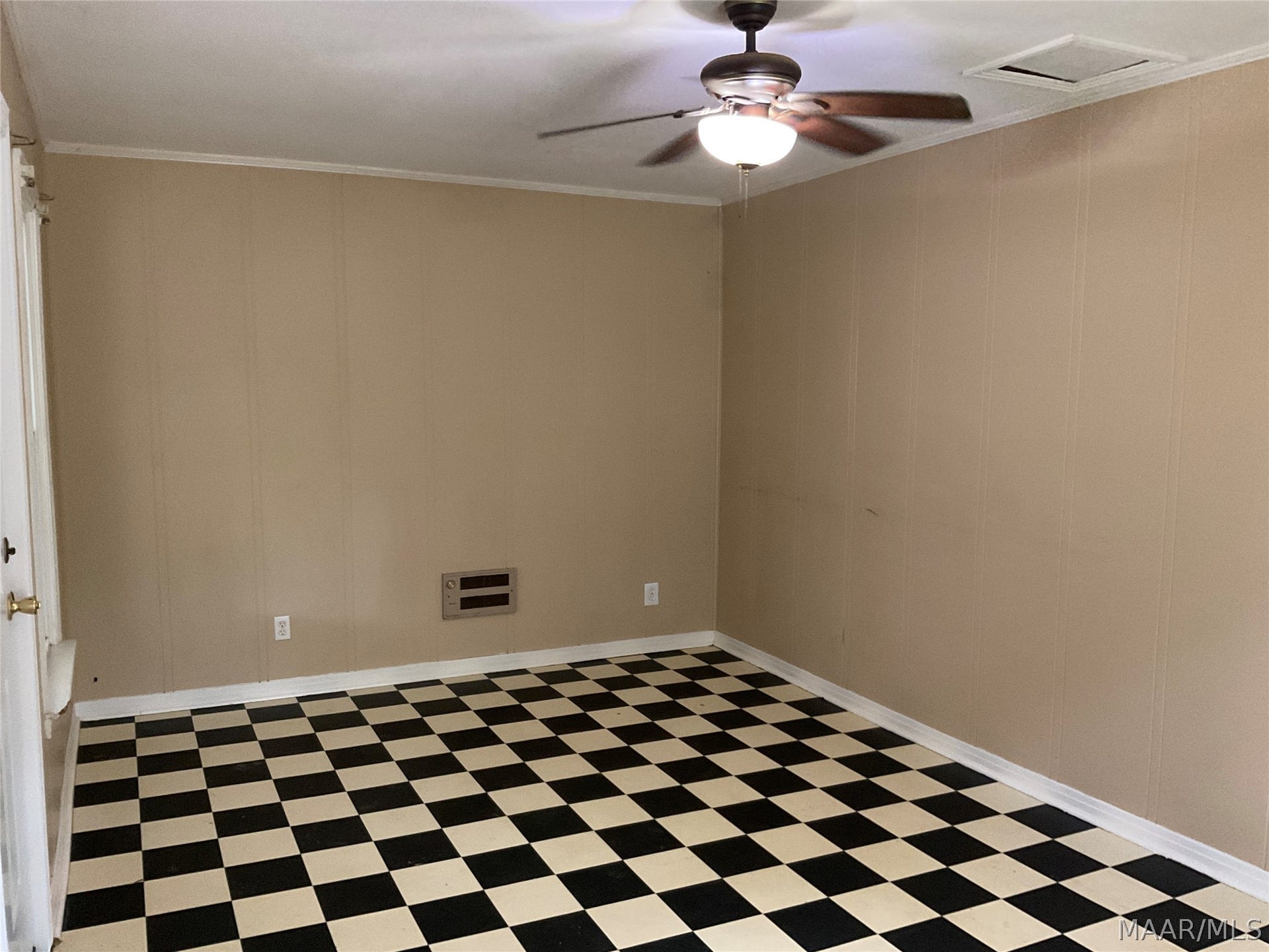 110 Monroe Street, Tallassee, AL 36078