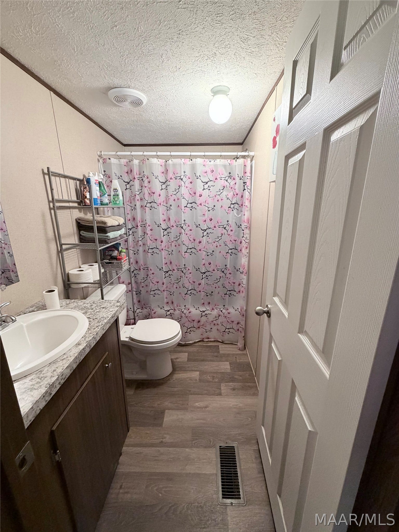 1968 Sunny Lane, Wetumpka, AL 36092