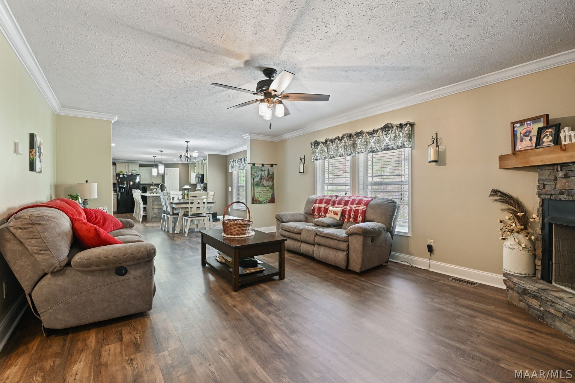 140 County Road 196, Clanton, AL 35046 140 County Road 196, Clanton, AL 35046