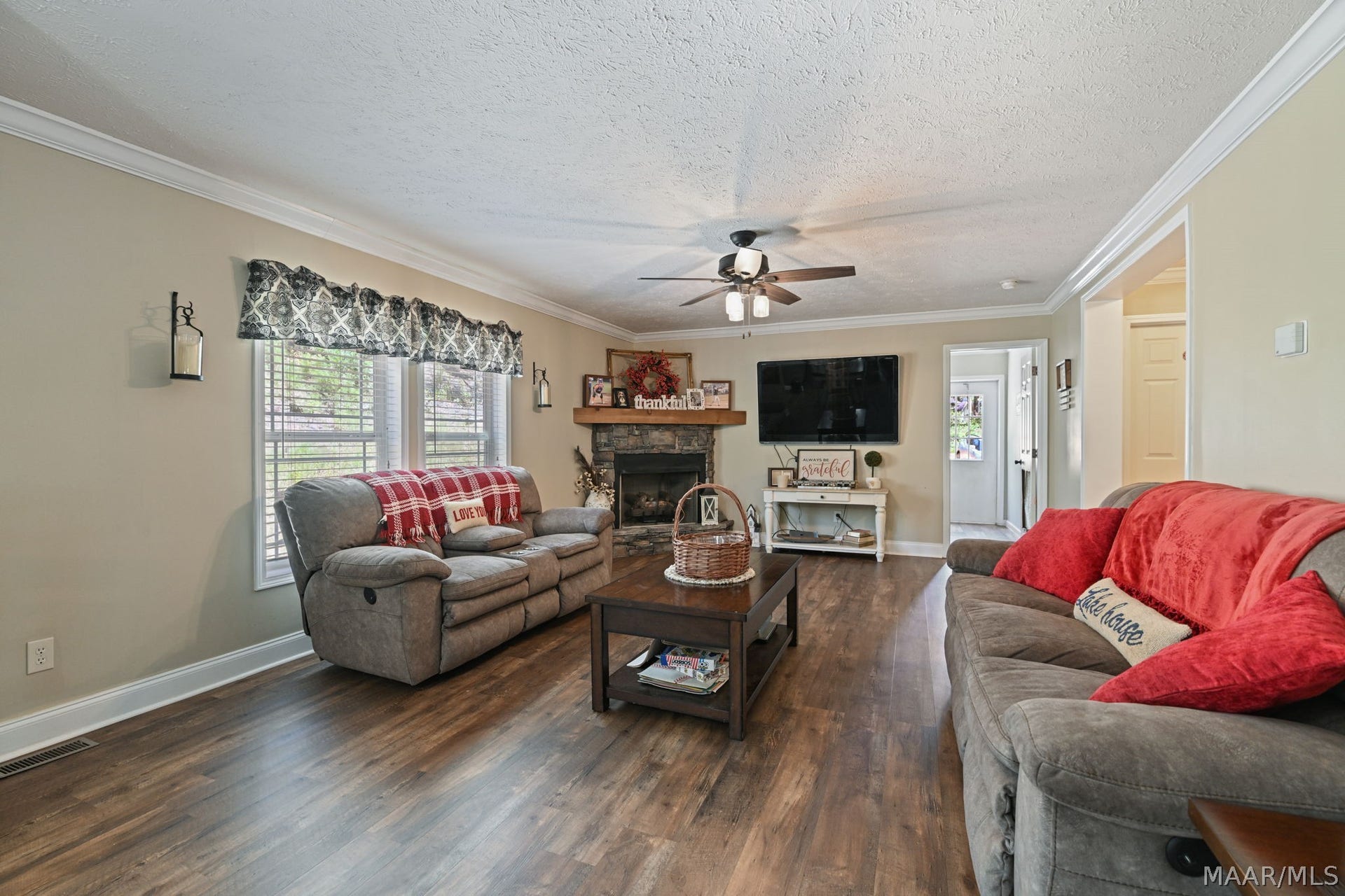 140 County Road 196, Clanton, AL 35046 140 County Road 196, Clanton, AL 35046