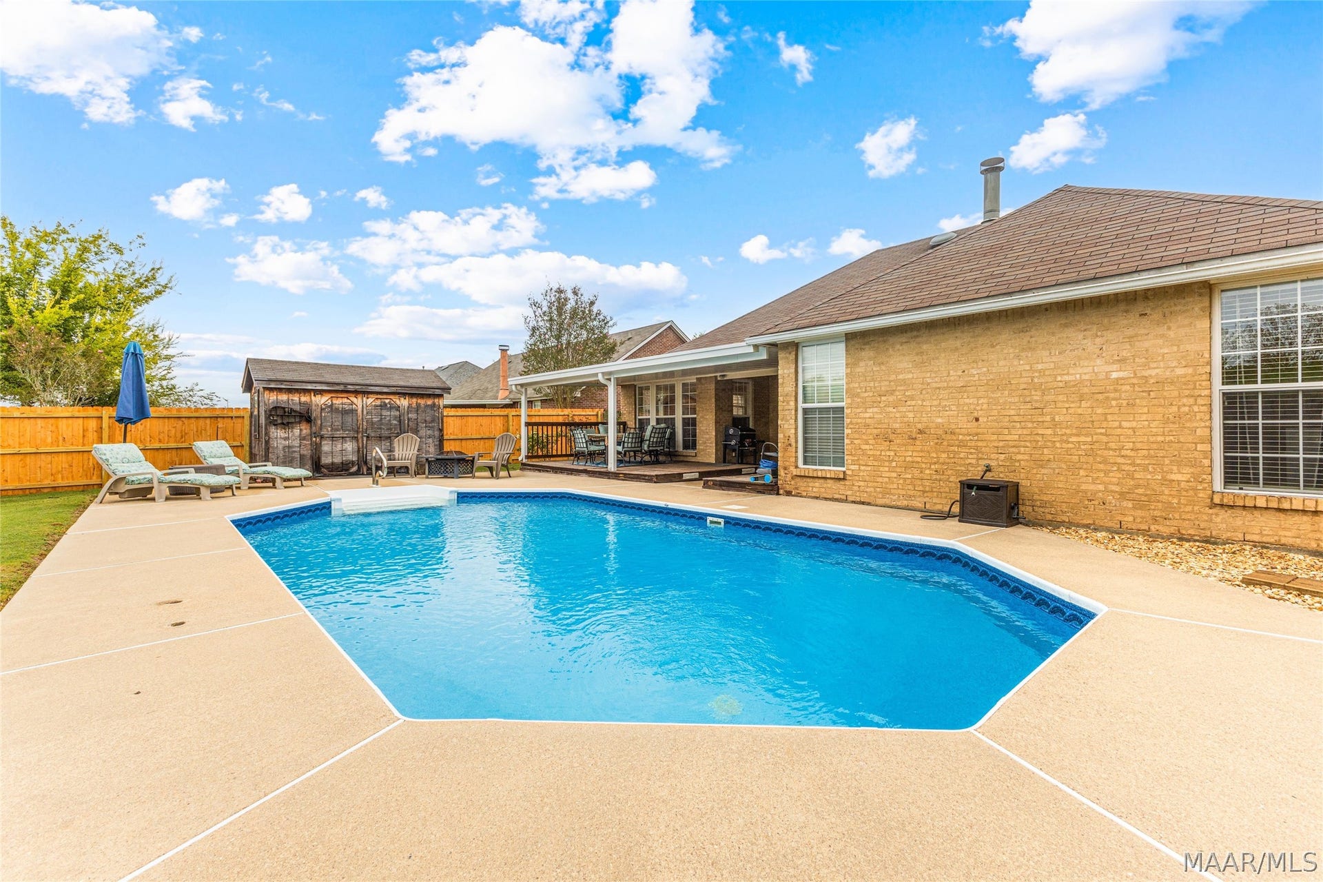 1342 Meadow Glen Road, Montgomery, AL 36117