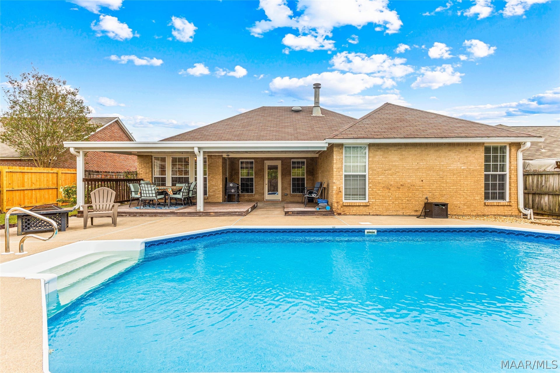 1342 Meadow Glen Road, Montgomery, AL 36117