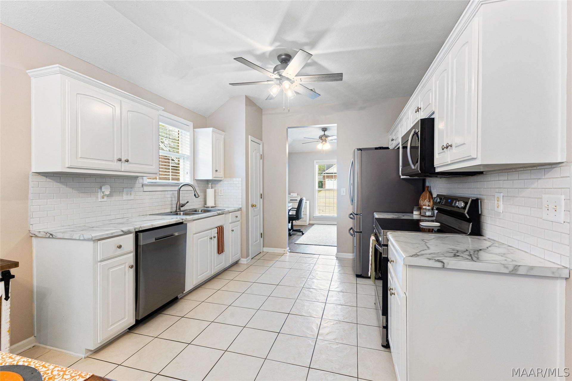 1342 Meadow Glen Road, Montgomery, AL 36117
