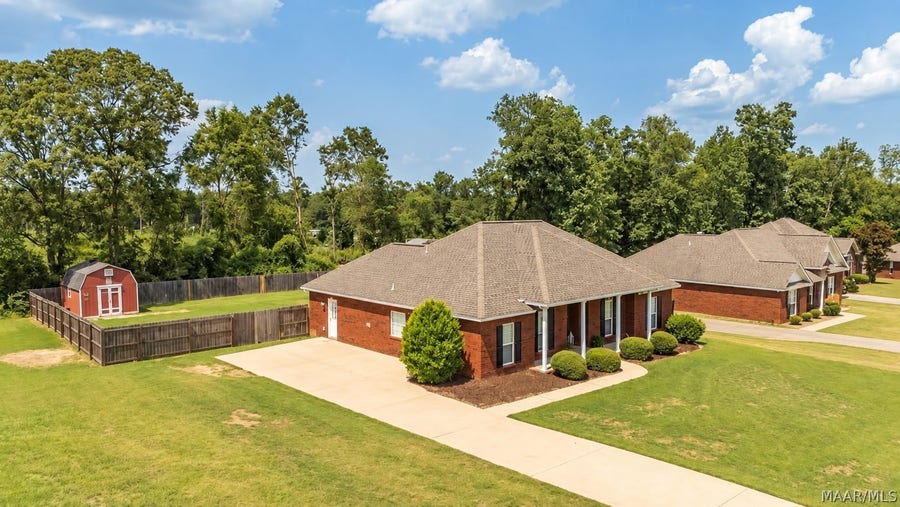 Property photo for 109 Daffodil Court, Prattville, AL