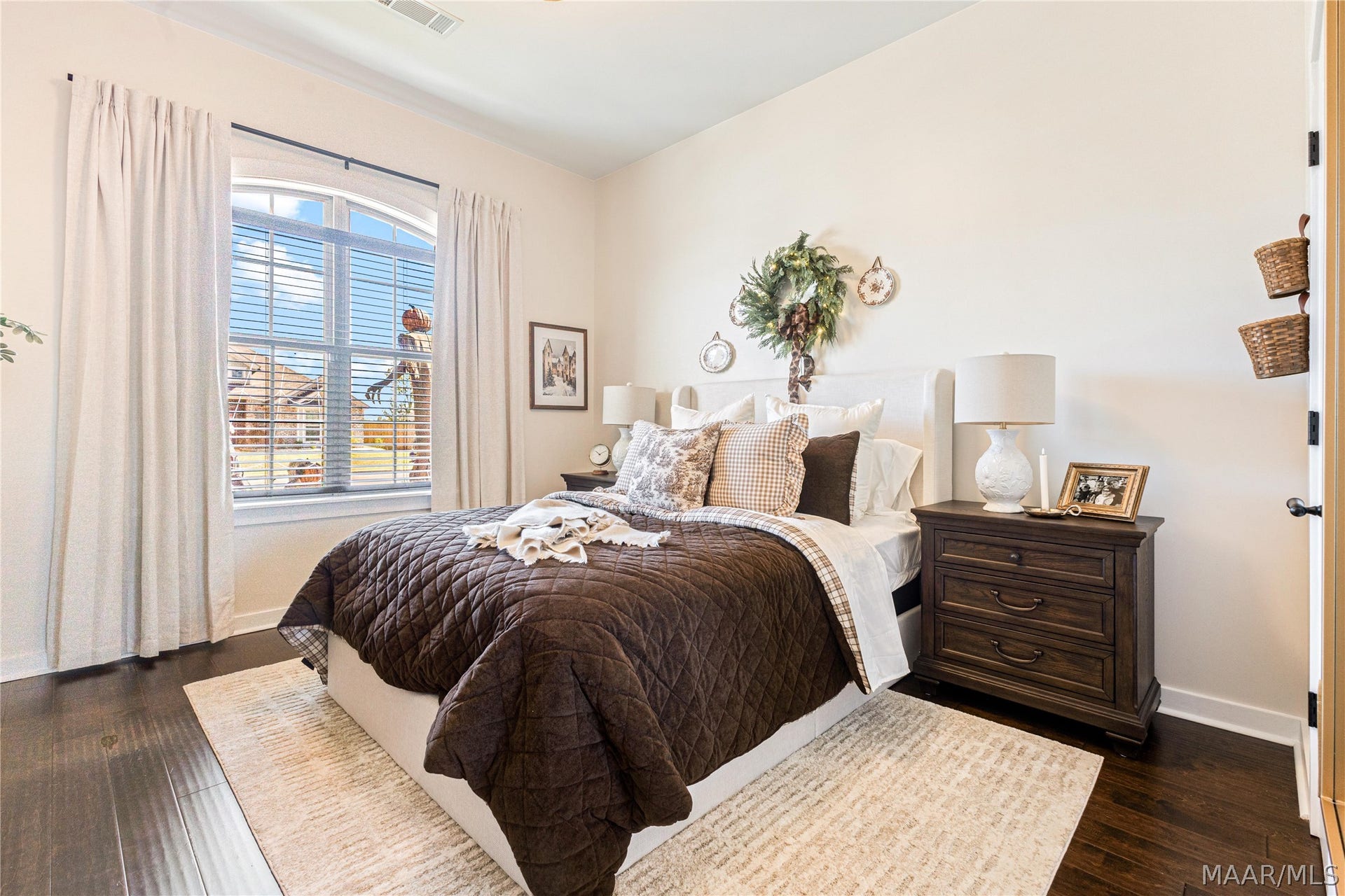 840 Hedgefield Way, Prattville, AL 36066 Guest Bedroom 1 (downstairs)