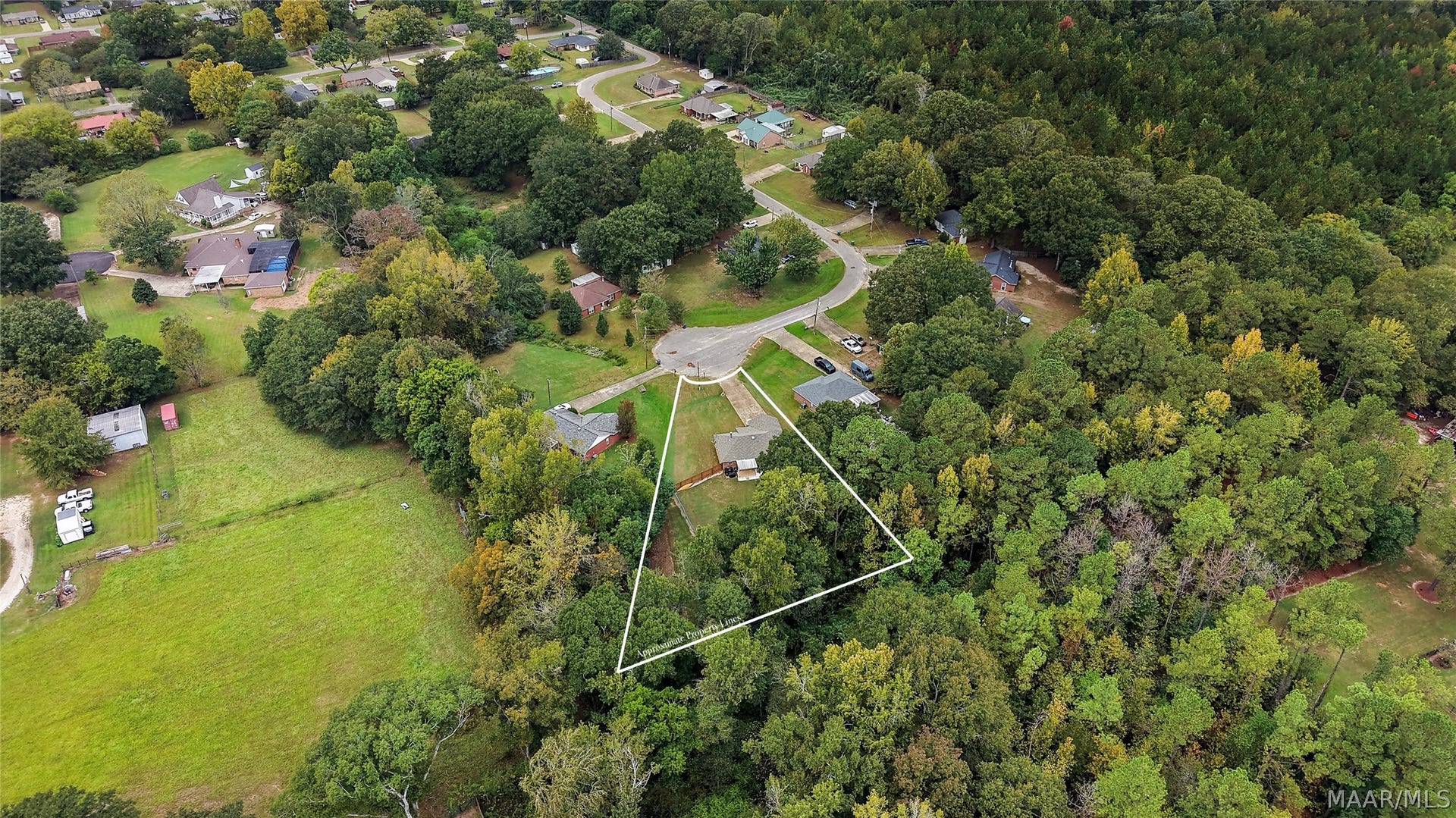 187 Hickory Trail, Millbrook, AL 36054 187 Hickory Trail, Millbrook, AL 36054