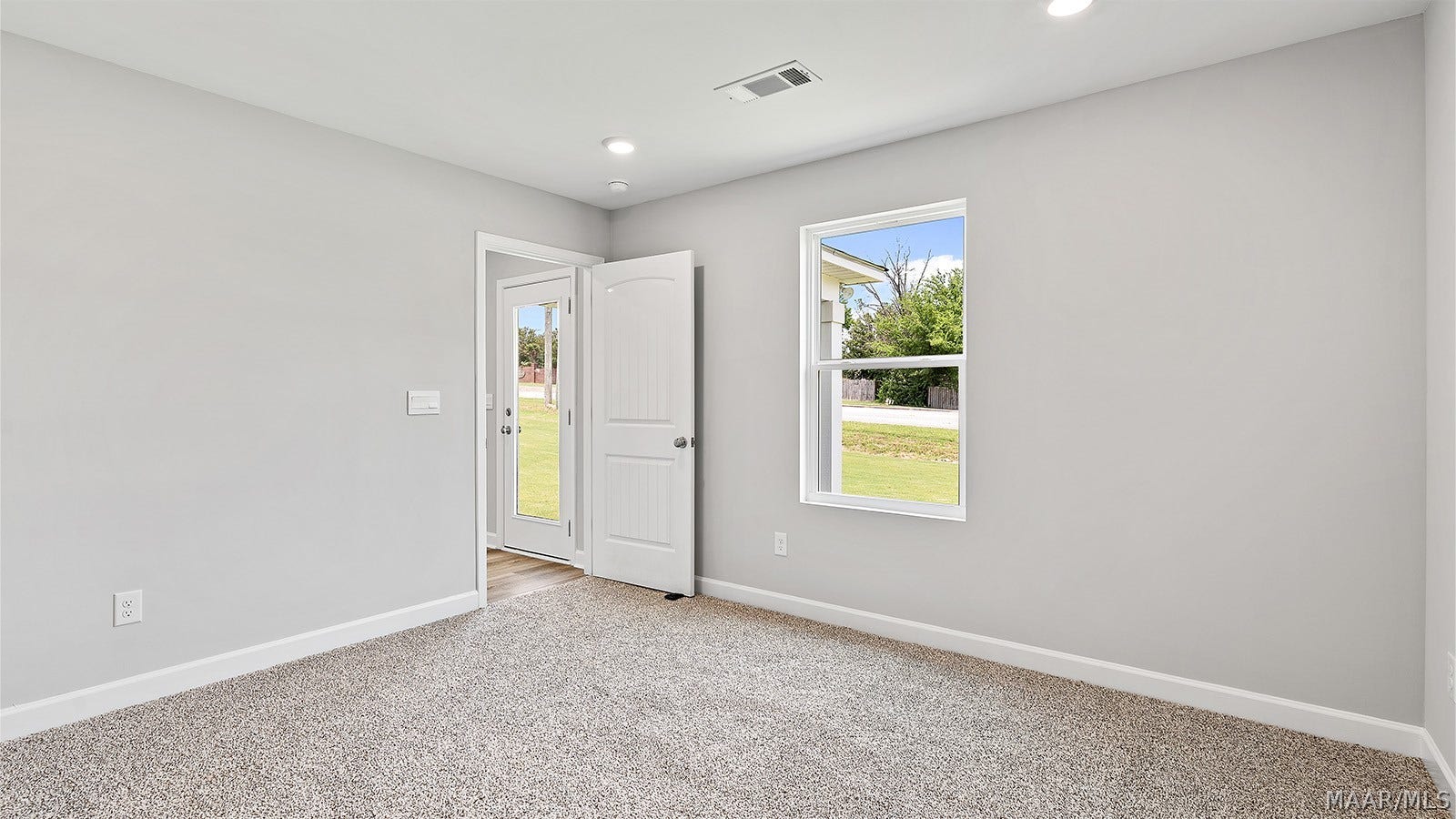 7404 Bayne Circle, Montgomery, AL 36116 7404 Bayne Circle, Montgomery, AL 36116