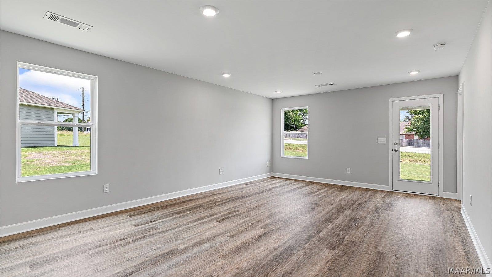 7404 Bayne Circle, Montgomery, AL 36116 7404 Bayne Circle, Montgomery, AL 36116