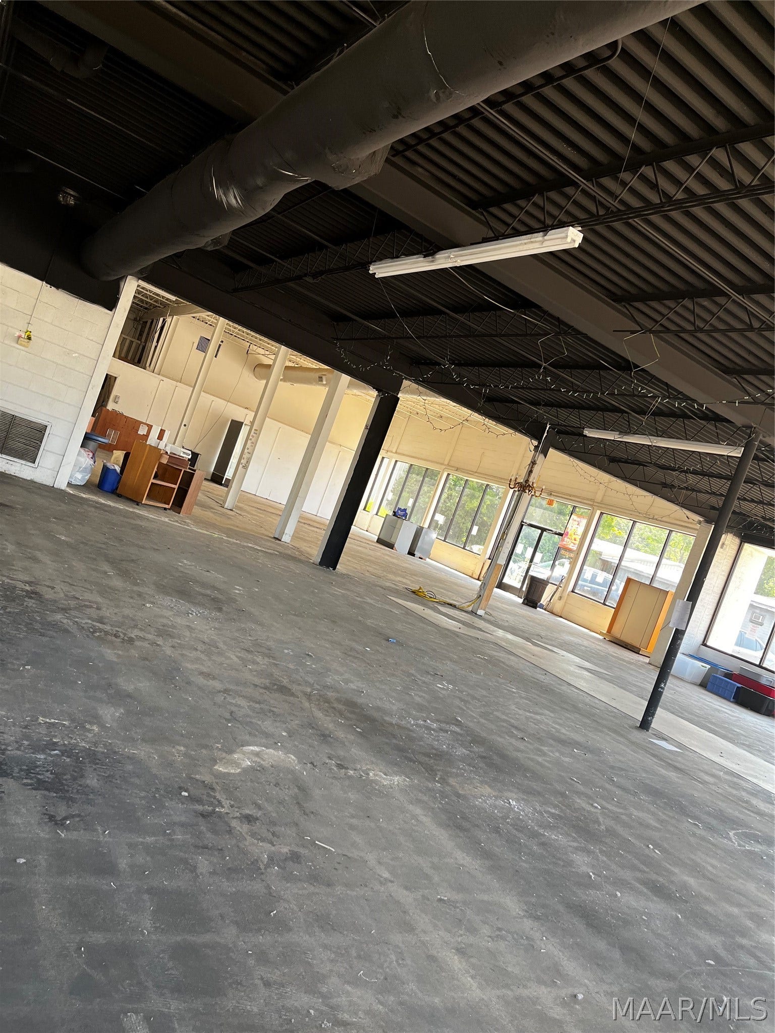 524 Broad Street, Selma, AL 36701 524 Broad Street, Selma, AL 36701