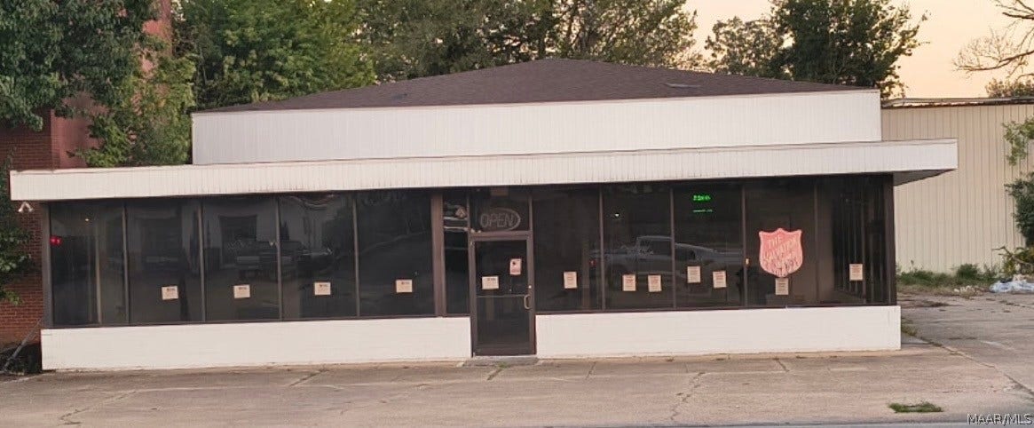 524 Broad Street, Selma, AL 36701 524 Broad Street, Selma, AL 36701