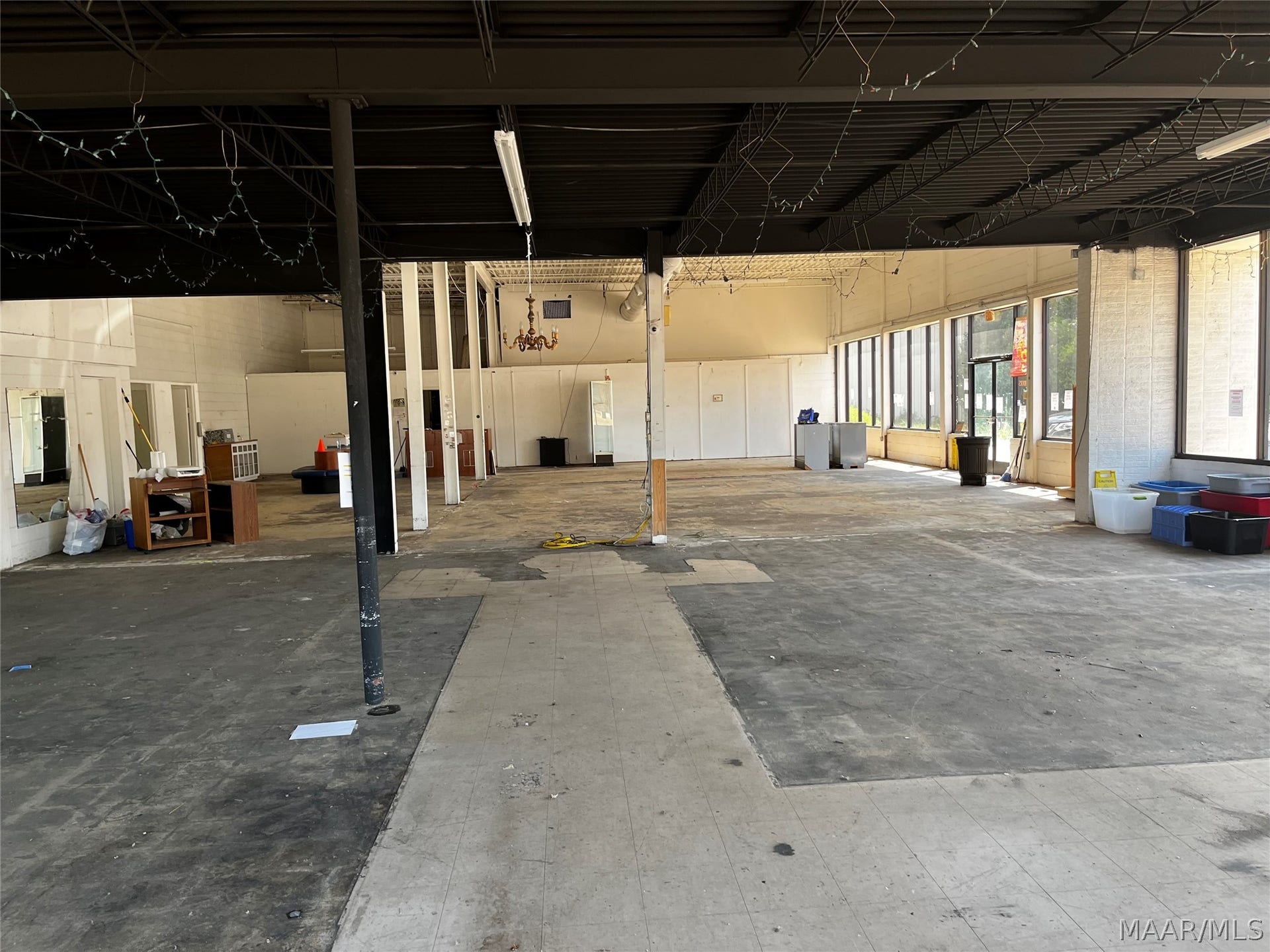 524 Broad Street, Selma, AL 36701 524 Broad Street, Selma, AL 36701