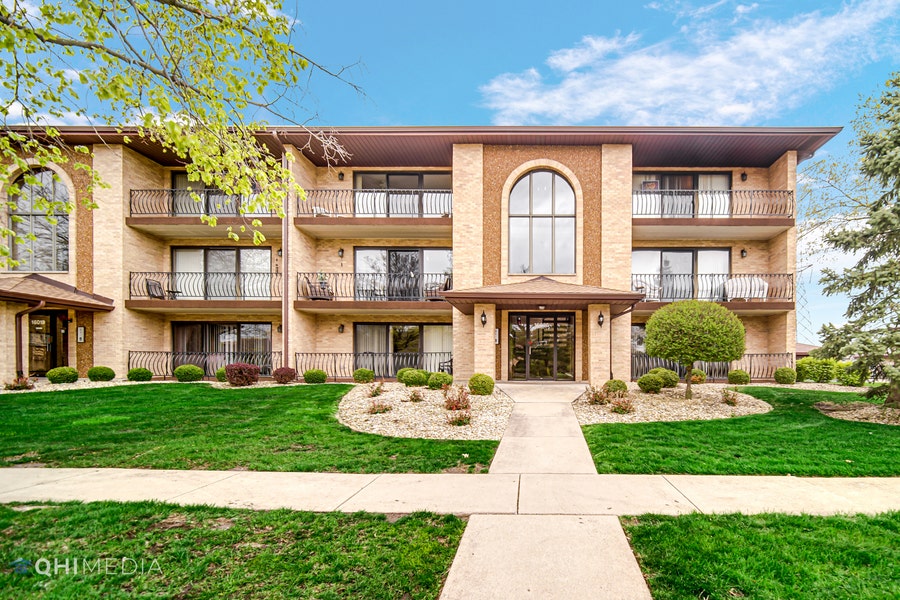 Property photo for 16025 EAGLE RIDGE Drive, #1N, Tinley Park, IL