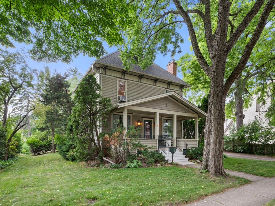 Property photo for 313 S Sycamore Street, Genoa, IL