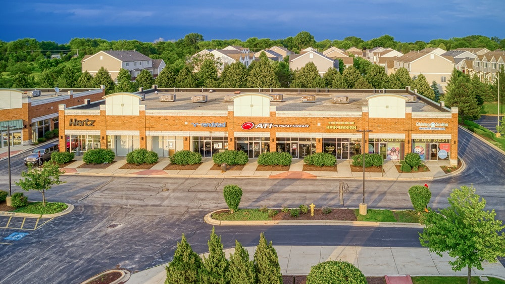 222 N Bolingbrook Drive, Bolingbrook, IL 60440 222 N Bolingbrook Drive, Bolingbrook, IL 60440