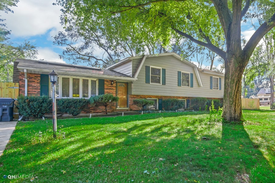 Property photo for 10061 W Mawman Avenue, Beach Park, IL