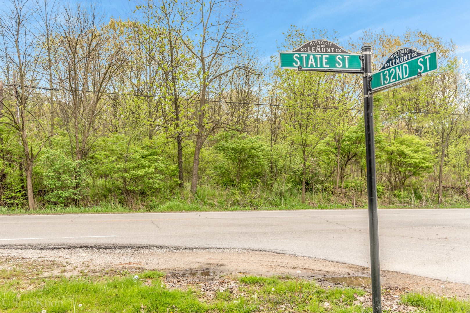 1365 STATE Street, Lemont, IL 60439 1365 STATE Street, Lemont, IL 60439