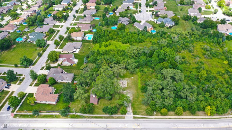 Property photo for 10508 W La Porte Road, Mokena, IL