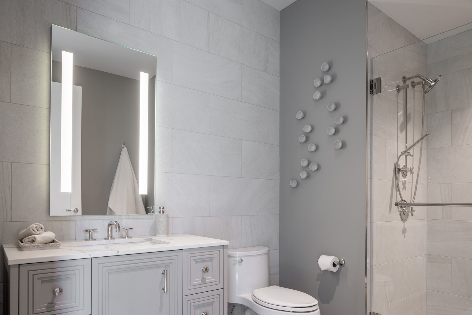 435 N Michigan Avenue, #1703, Chicago, IL 60611