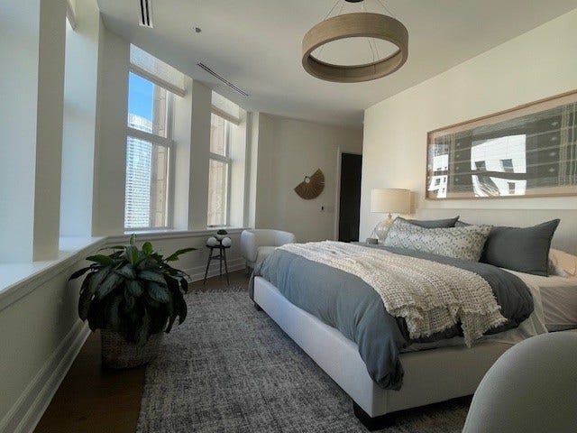 435 N Michigan Avenue, #1703, Chicago, IL 60611
