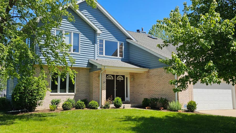 Property photo for 17132 W Tiger Tail Court, Gurnee, IL