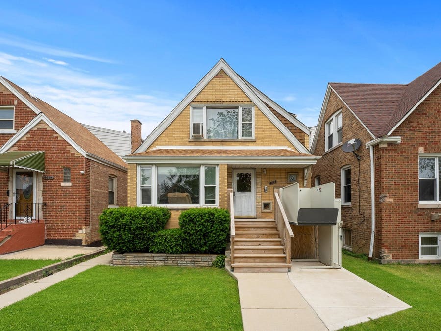 Property photo for 4042 W 57th Place, Chicago, IL