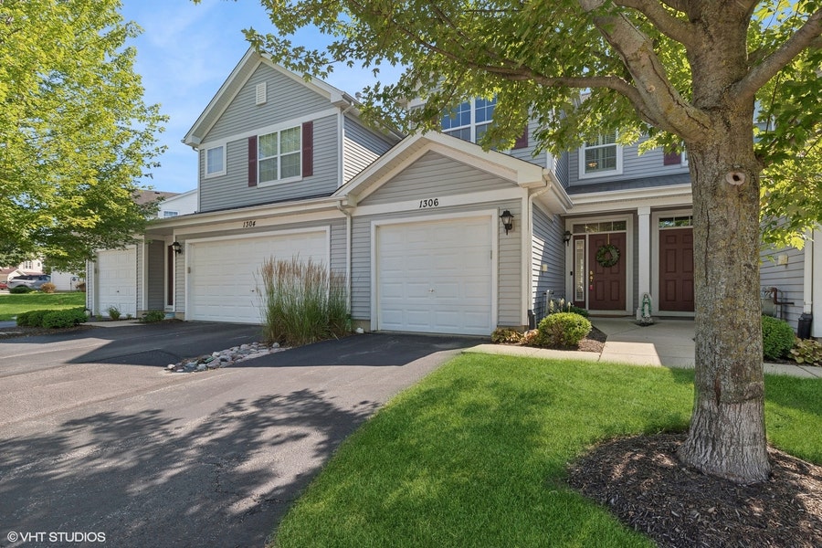 Property photo for 1306 Waverly Drive, Volo, IL