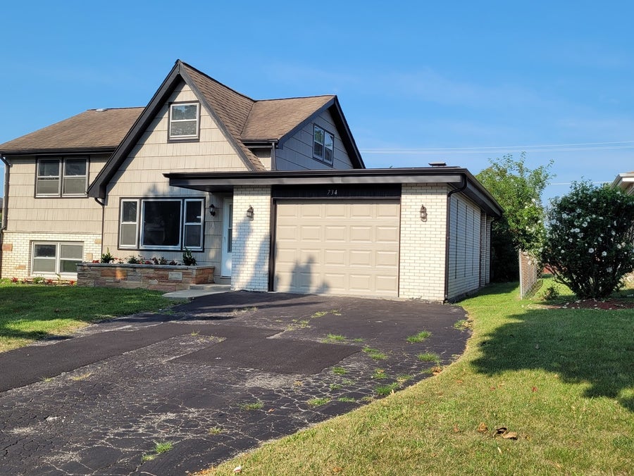 Property photo for 734 N Van Auken Street, Elmhurst, IL