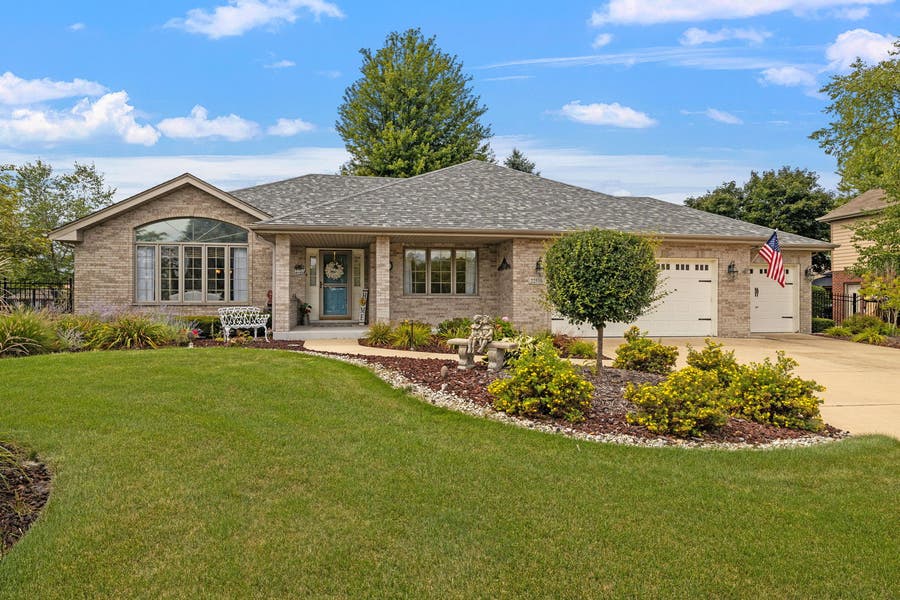 Property photo for 22510 Home Court, Frankfort, IL