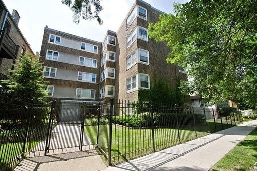 Property photo for 7710 N Sheridan Road, #404, Chicago, IL