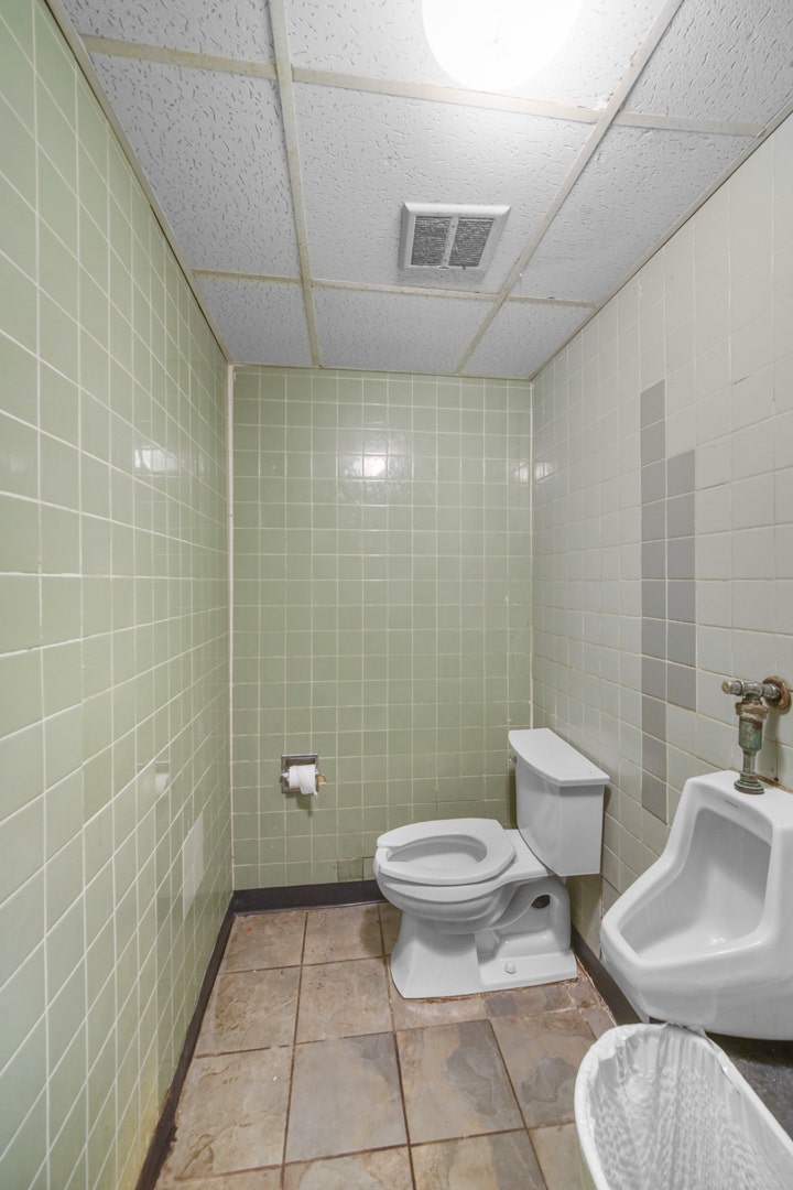 18301 Oak Park Avenue, Tinley Park, IL 60477