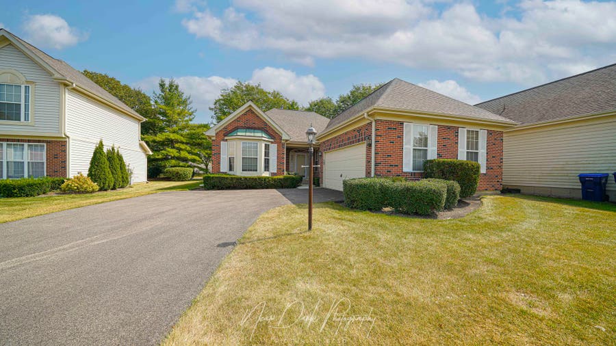 Property photo for 36169 N Back Bay Court, Gurnee, IL