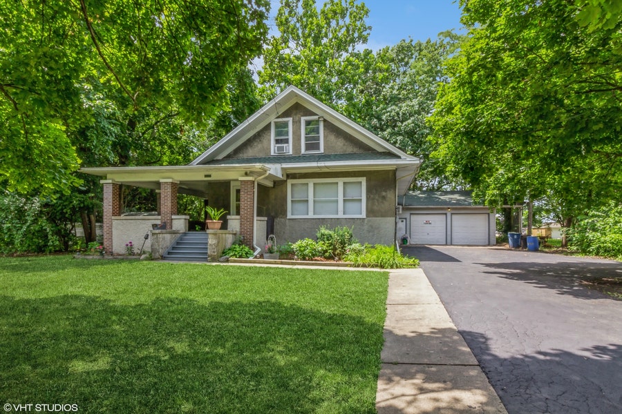 Property photo for 203 N Clinton Street, Dwight, IL