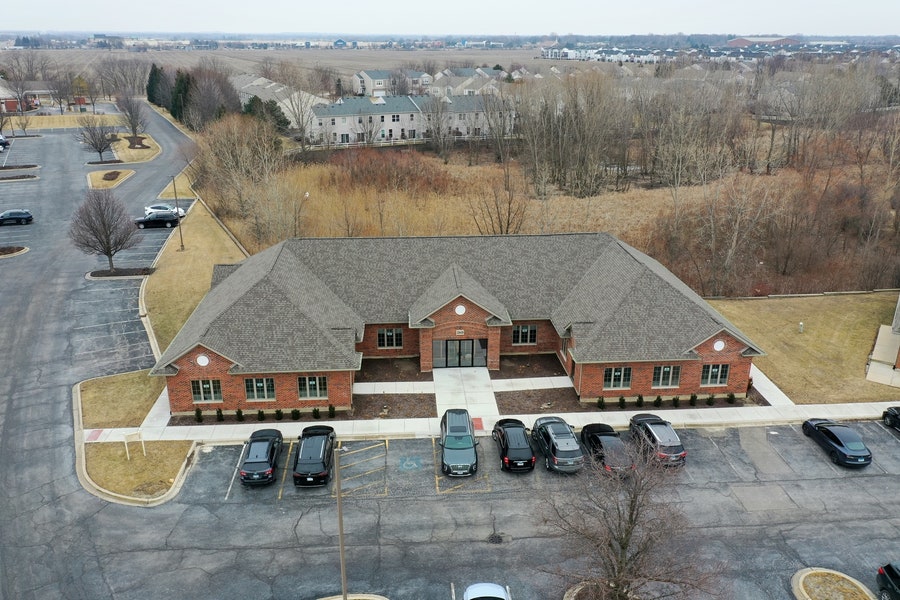 Property photo for 3949 75th Street, Aurora, IL