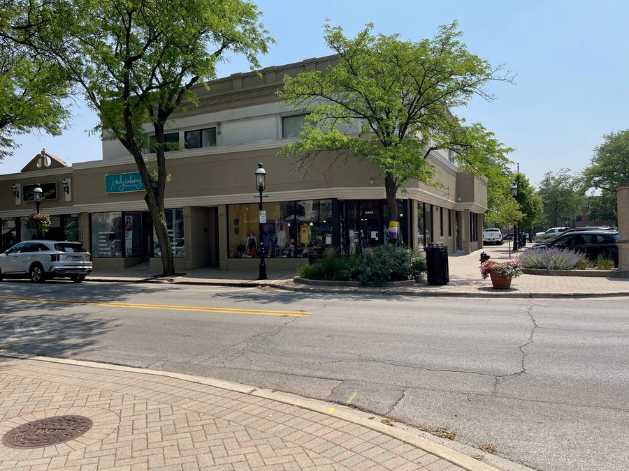Property photo for 2023 Ridge Road, #2NEB, Homewood, IL