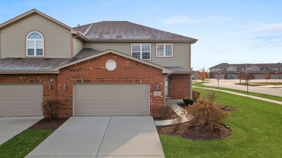 Property photo for 9351 Parkwood Lane, Tinley Park, IL