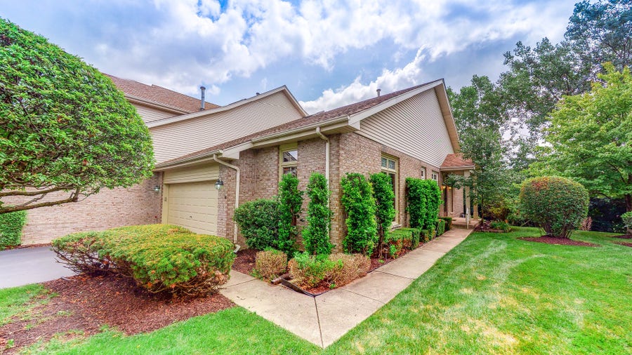 Property photo for 7029 Plymouth Court, Tinley Park, IL