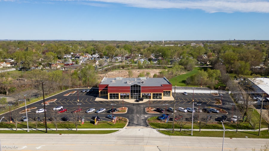 Property photo for 1530 E New York Street, Aurora, IL