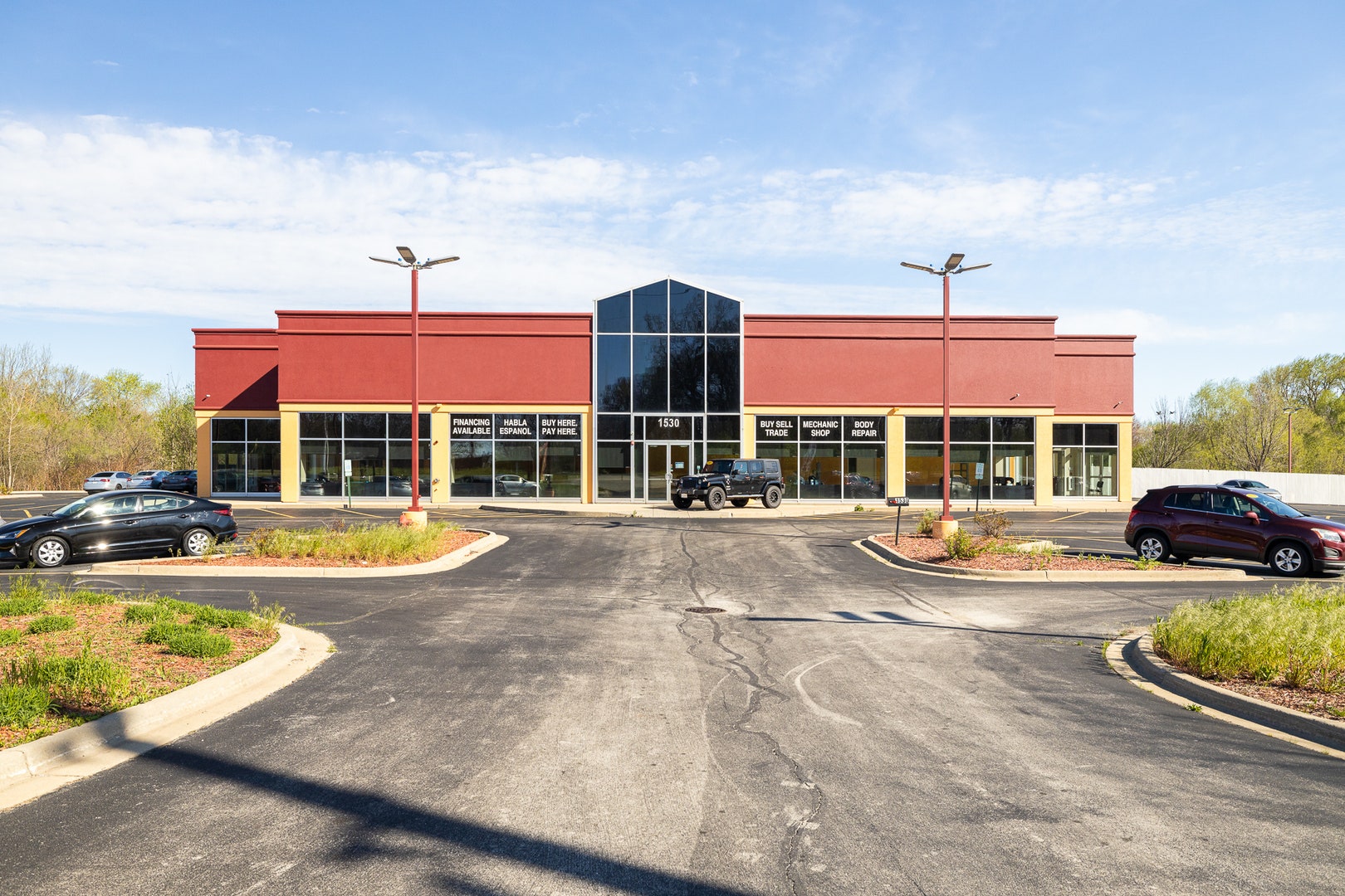 1530 E New York Street, Aurora, IL 60505 1530 E New York Street, Aurora, IL 60505