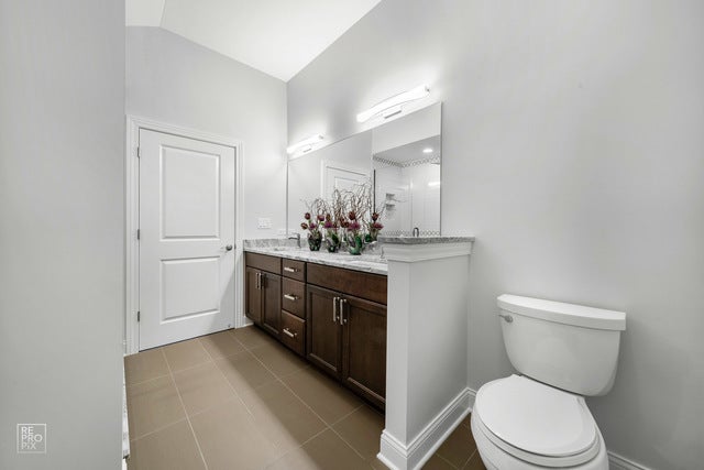 11174 Tuscany Lane, Lemont, IL 60439