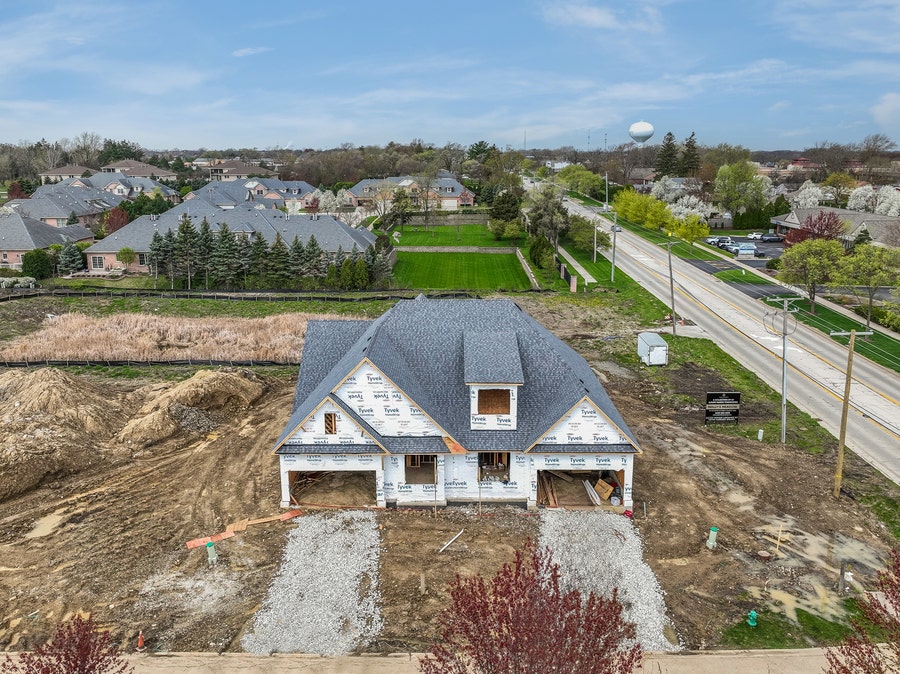 Property photo for 1224 PRAIRIE Lane, Lemont, IL