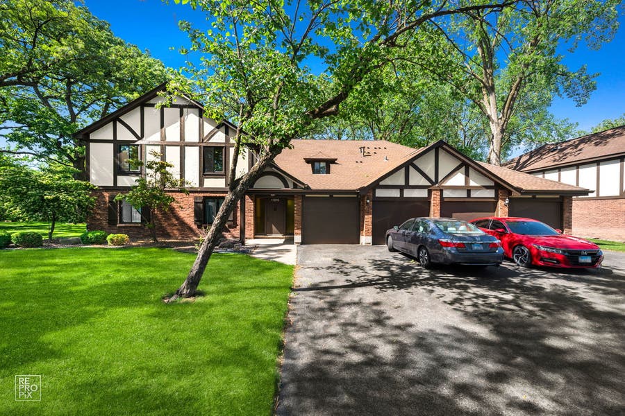 Property photo for 11210 Sycamore Lane, #61D, Palos Hills, IL