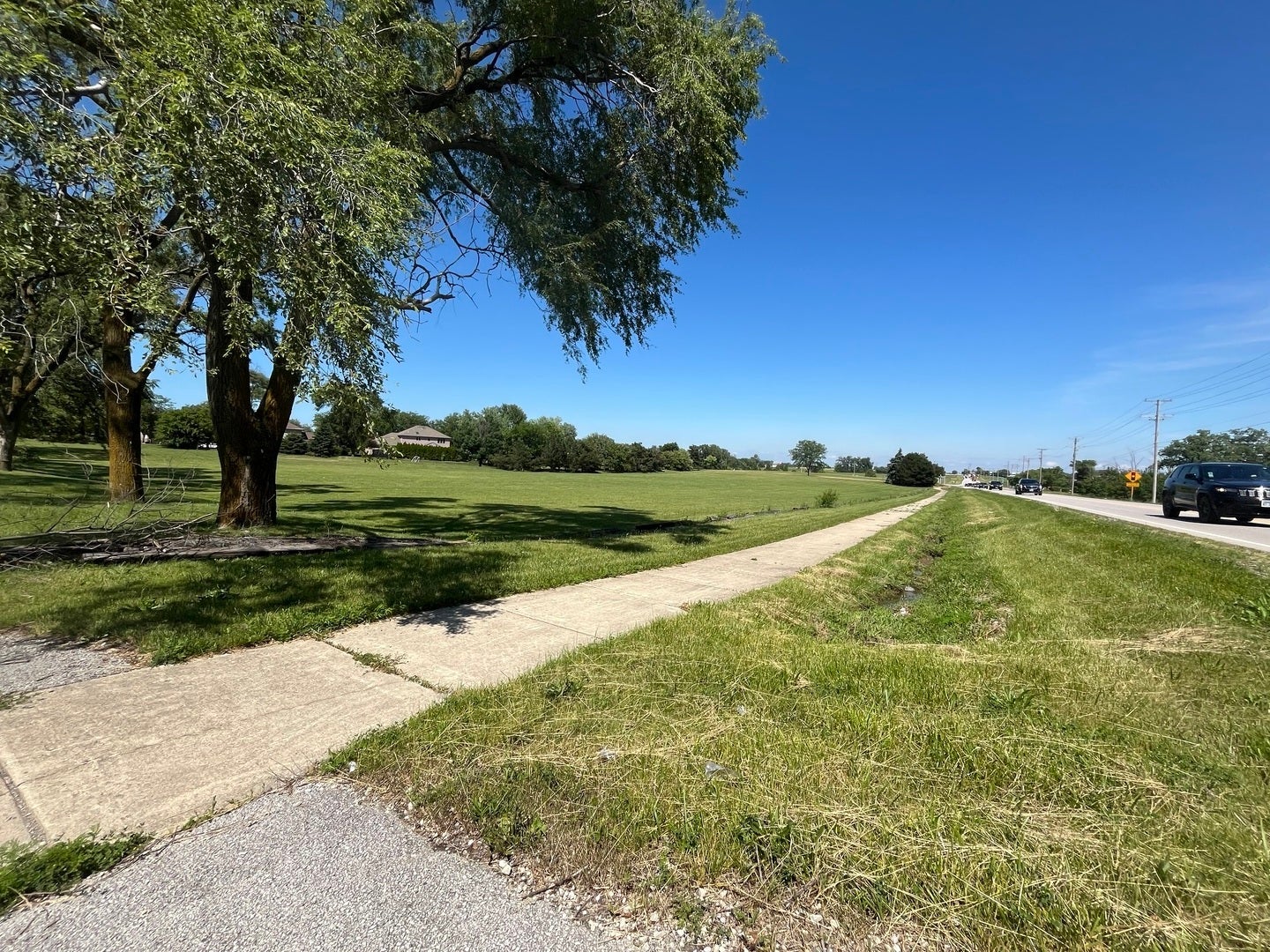 10850 W Laraway Road, Frankfort, IL 60423 10850 W Laraway Road, Frankfort, IL 60423