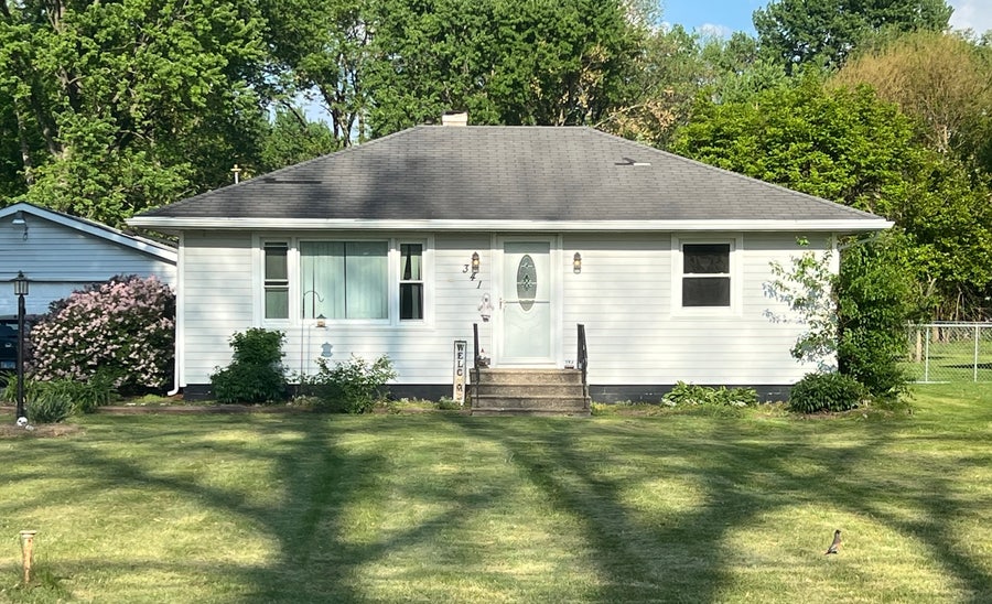 Property photo for 341 N Center Street, Braidwood, IL