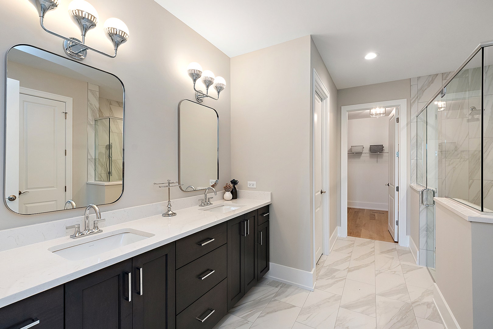 11049 Lizmore Lane, #40B, Orland Park, IL 60467 11049 Lizmore Lane, #40B, Orland Park, IL 60467