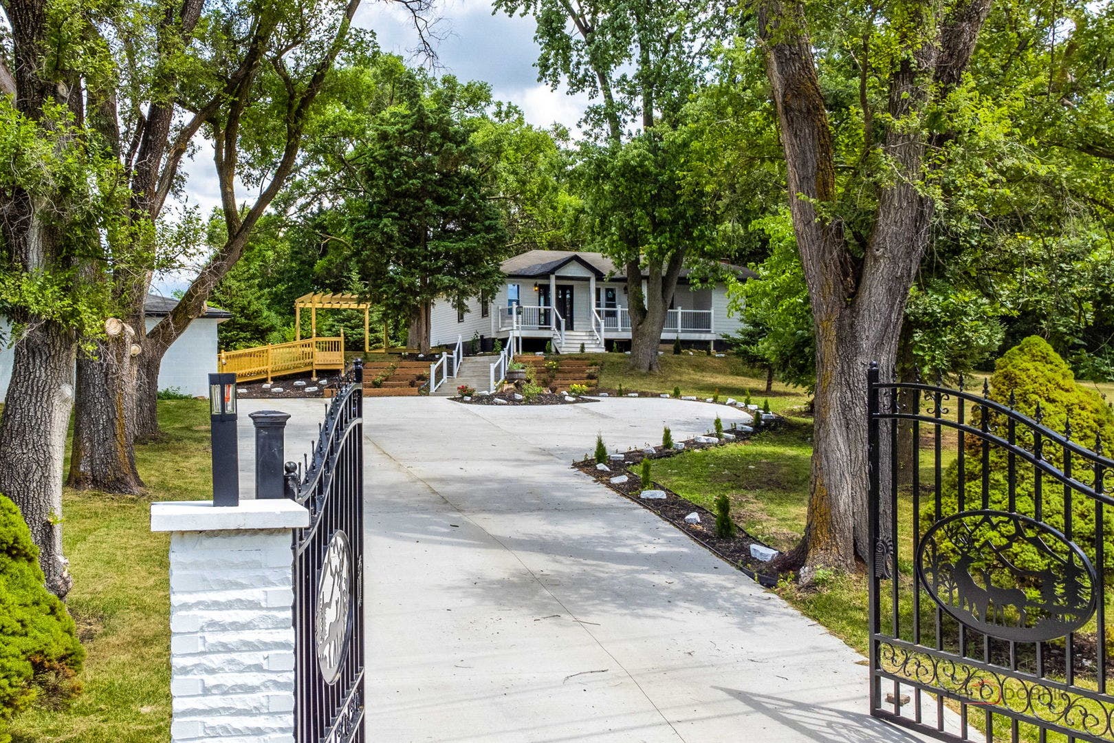 16705 Wolf Road, Orland Park, IL 60467 16705 Wolf Road, Orland Park, IL 60467