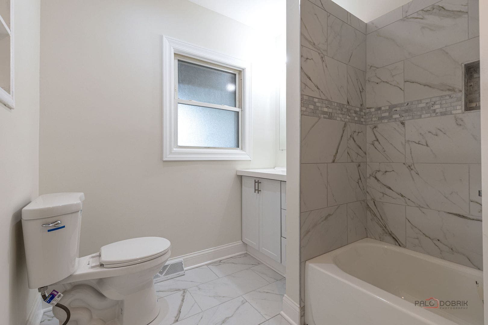 16705 Wolf Road, Orland Park, IL 60467 16705 Wolf Road, Orland Park, IL 60467