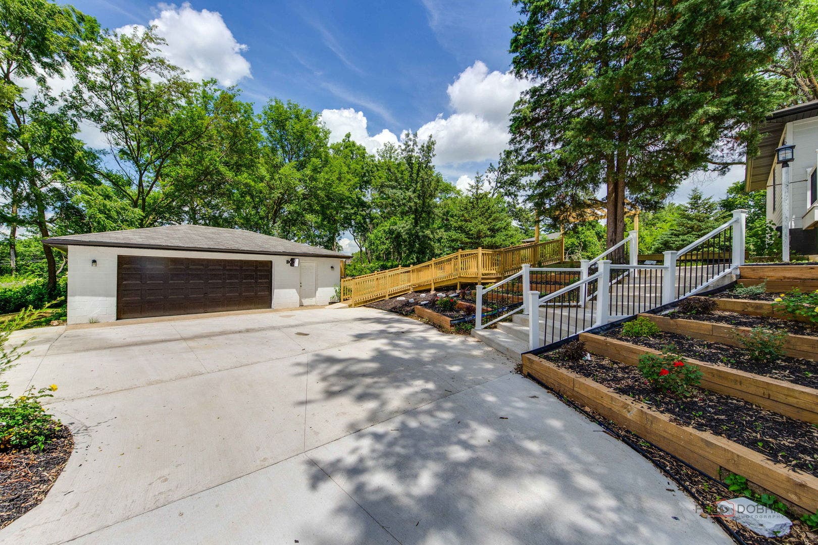 16705 Wolf Road, Orland Park, IL 60467 16705 Wolf Road, Orland Park, IL 60467