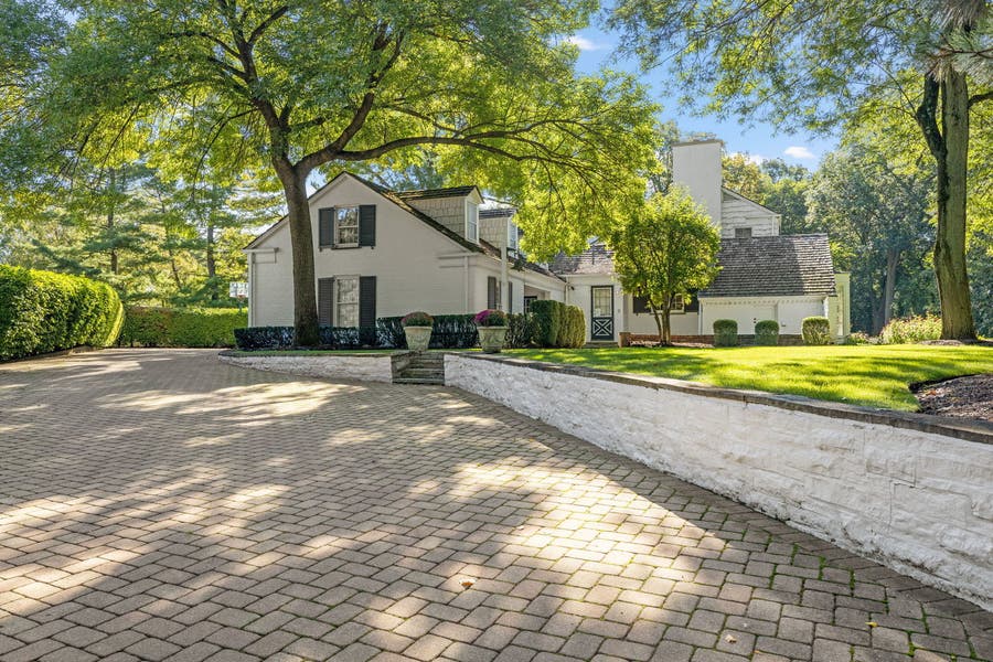 Property photo for 410 Rollingwood Lane, Joliet, IL