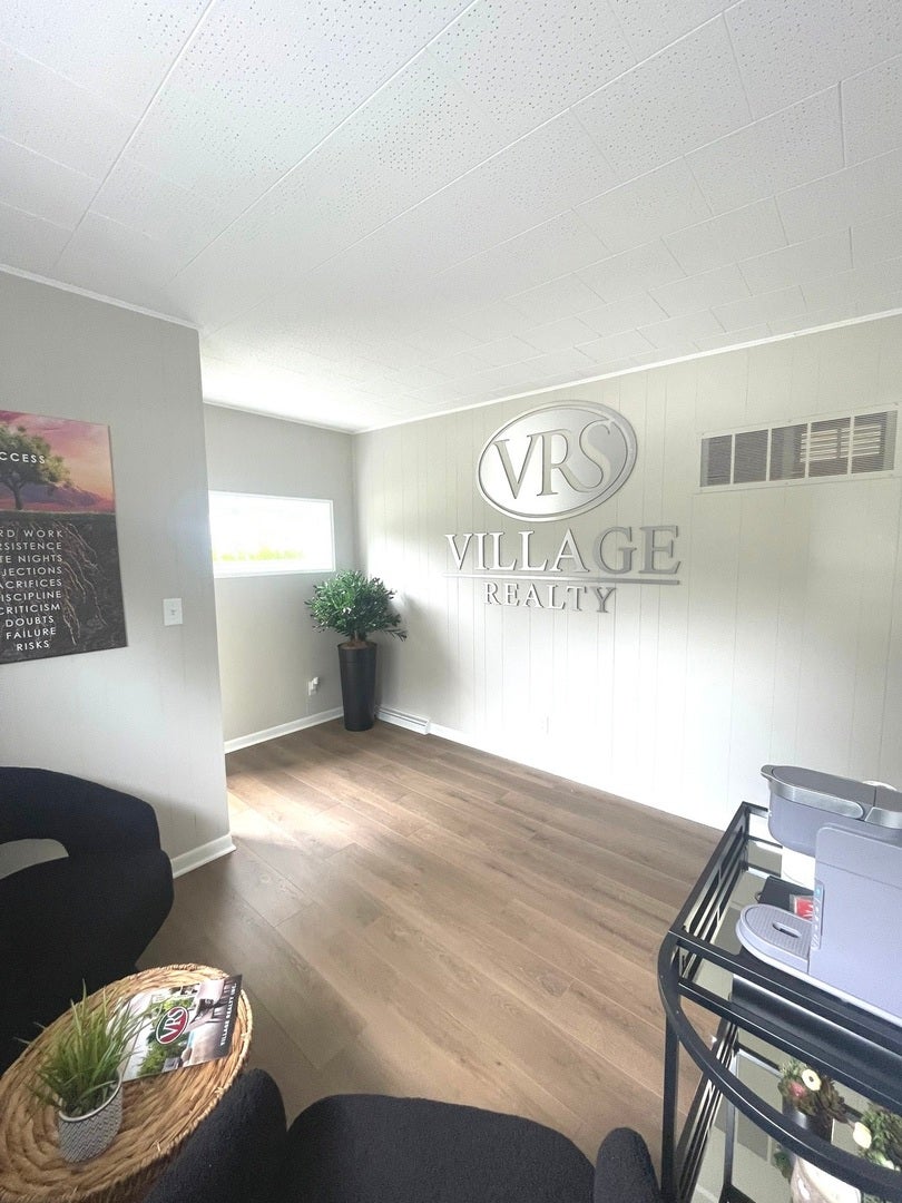 328 Park Lane Drive, Grant Park, IL 60940 328 Park Lane Drive, Grant Park, IL 60940