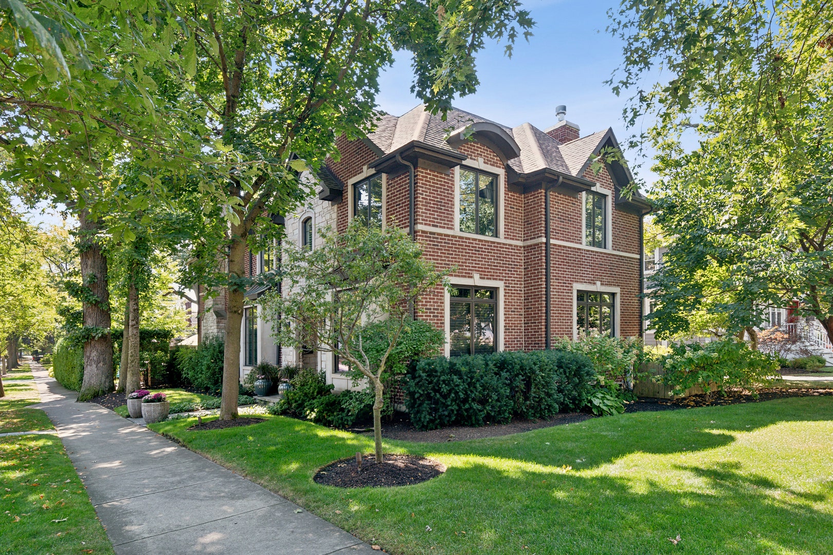 438 Birch Street, Winnetka, IL 60093 438 Birch Street, Winnetka, IL 60093